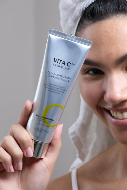 Espuma de Limpeza Facial Iluminadora  | Vita C Plus 120ml